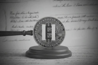 Иск о праве на 3,8 млн «спящих» биткоинов заморожен судом — слушание 14 июля